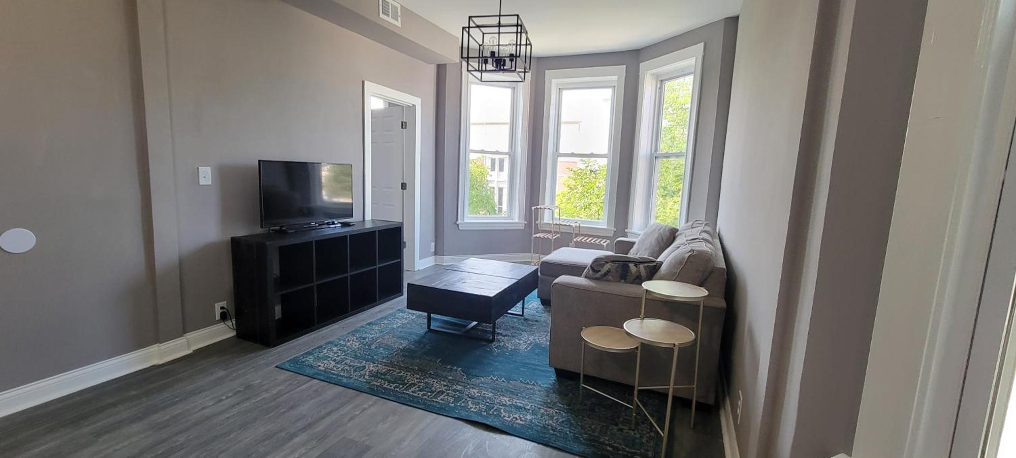 Chicago Avenue Inn Экстерьер фото